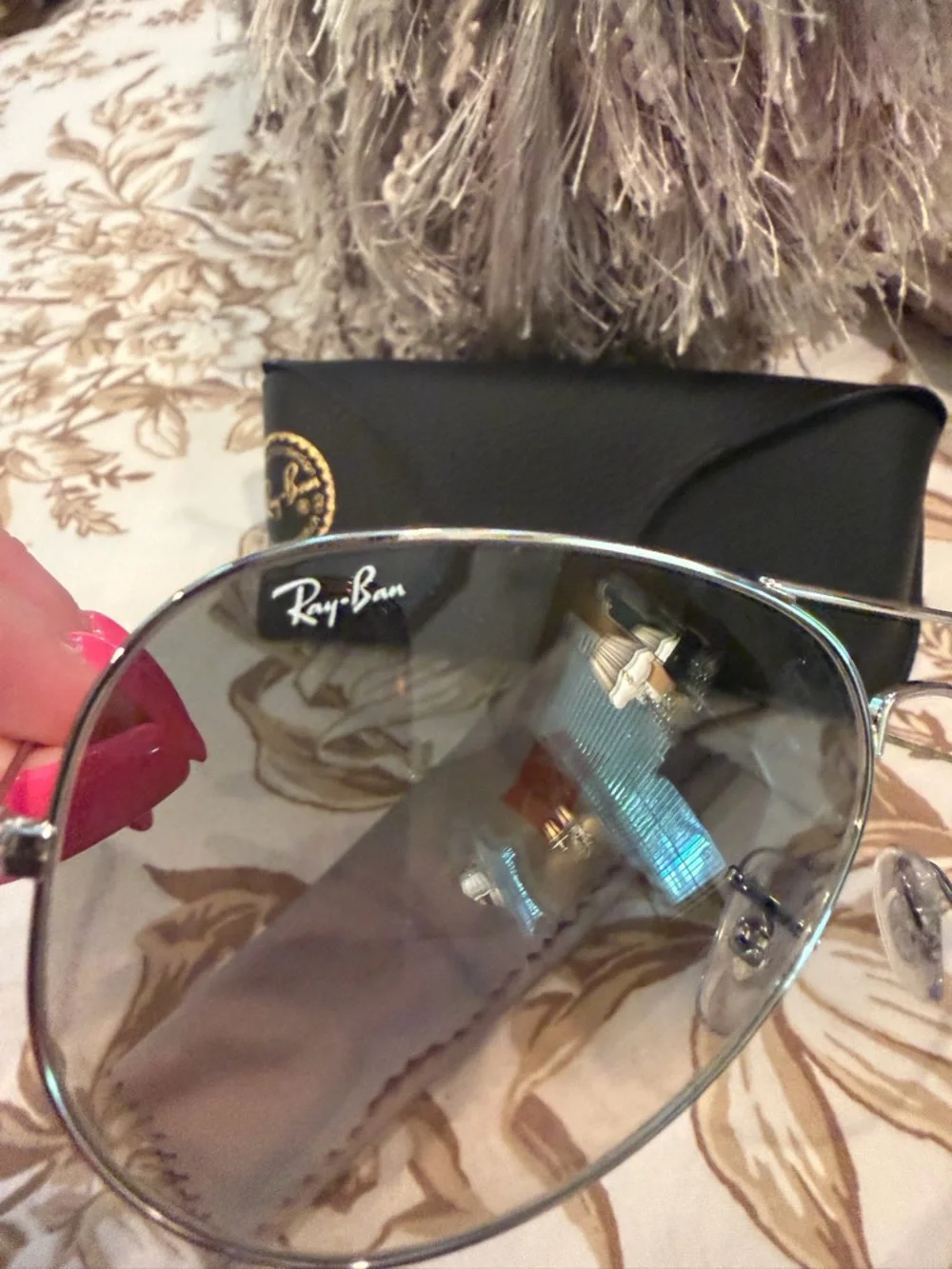 Ray-Ban Women's Aviator Sunglasses in Silver with Gray Gradient Lenses